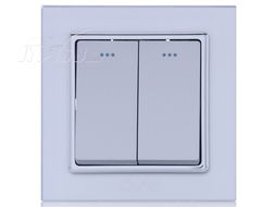 LVC 6612AY 二位大跷板双控开关 现代家居综合布线的优雅之选