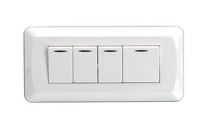 四位单极带灯开关产品介绍与相册